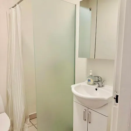 Apartment 5 Minute Walk To Lego House - N18 - With Private Bathroom Billund