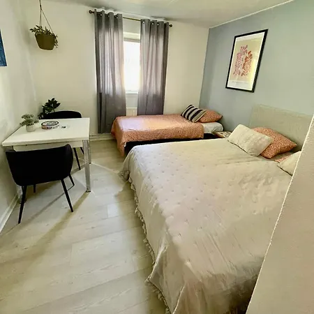 Appartamento 5 Minute Walk To Lego House - N18 - With Private Bathroom *